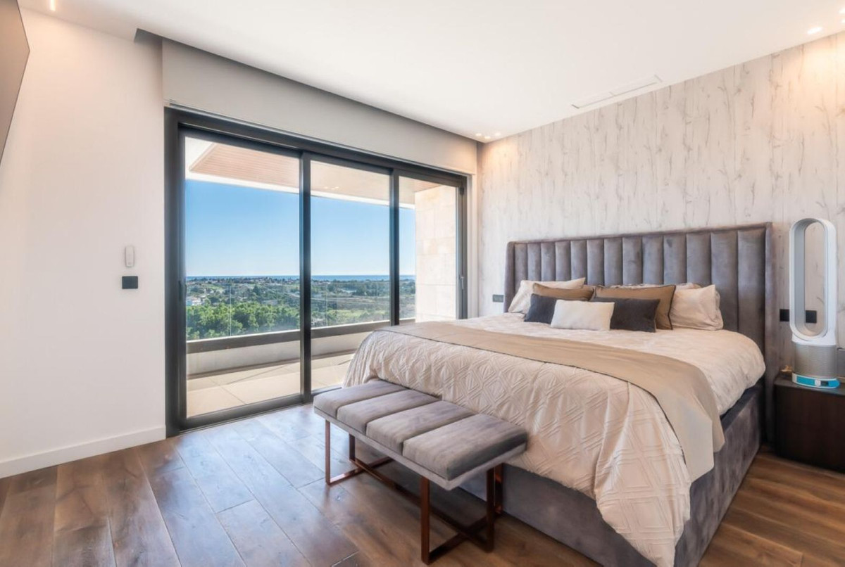 Se vende Villa - Chalet de 4 dormitorios en Costa Del Sol, Málaga, España