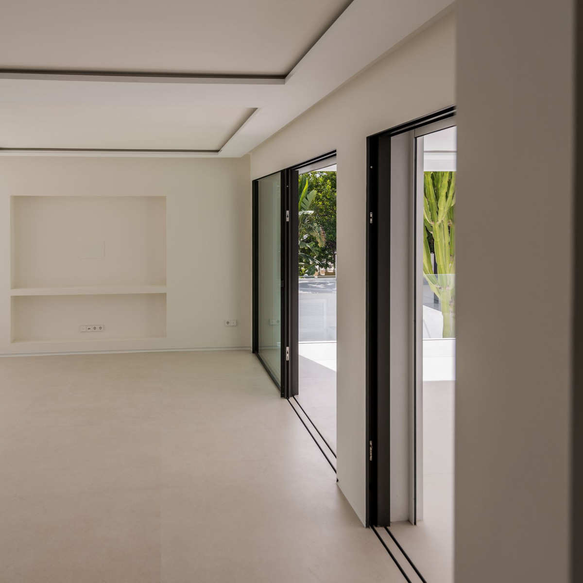 Se vende Villa - Chalet de 6 dormitorios en Costa Del Sol, Málaga, España
