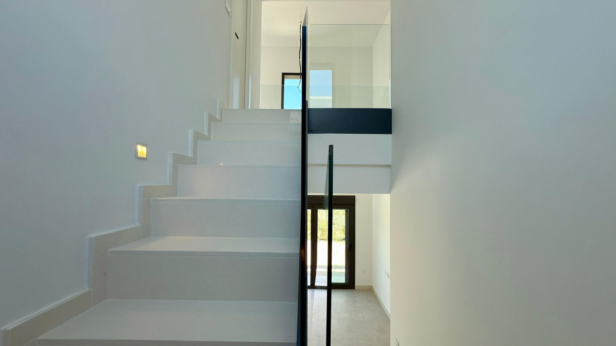 4 Bed Townhouse for sale in Muchamiel Costa Blanca, Alicante, Spain