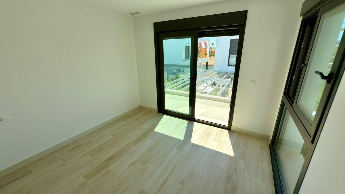 4 Bed Townhouse for sale in Muchamiel Costa Blanca, Alicante, Spain