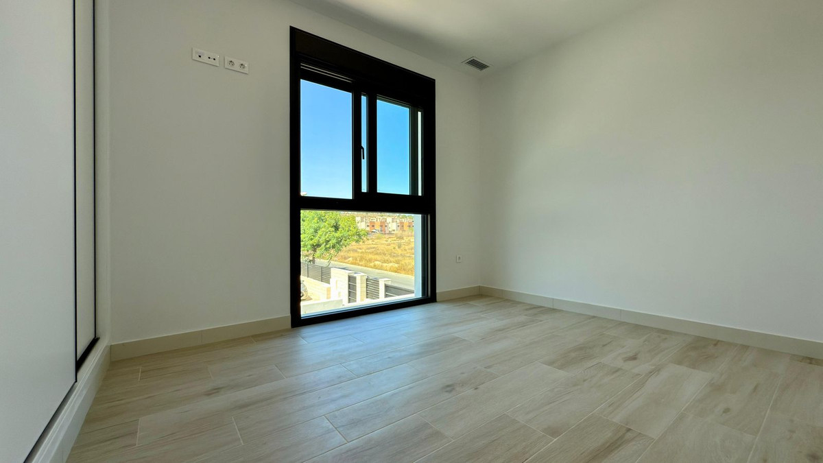 4 Bed Townhouse for sale in Muchamiel Costa Blanca, Alicante, Spain