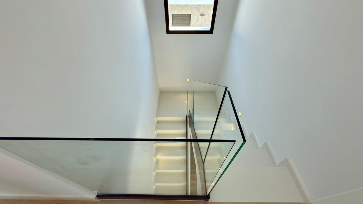 4 Bed Townhouse for sale in Muchamiel Costa Blanca, Alicante, Spain