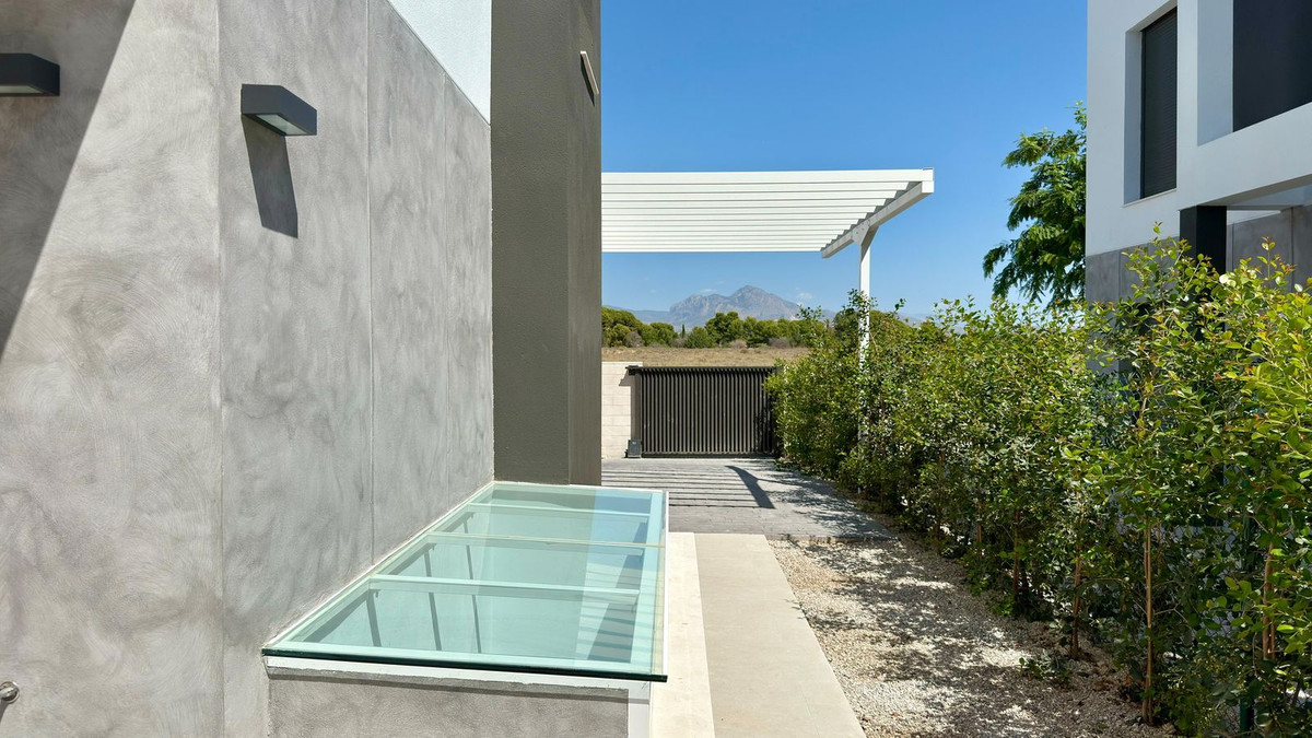 4 Bed Townhouse for sale in Muchamiel Costa Blanca, Alicante, Spain