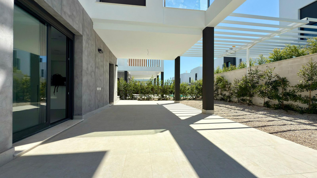 4 Bed Townhouse for sale in Muchamiel Costa Blanca, Alicante, Spain