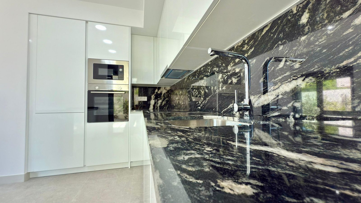 4 Bed Townhouse for sale in Muchamiel Costa Blanca, Alicante, Spain