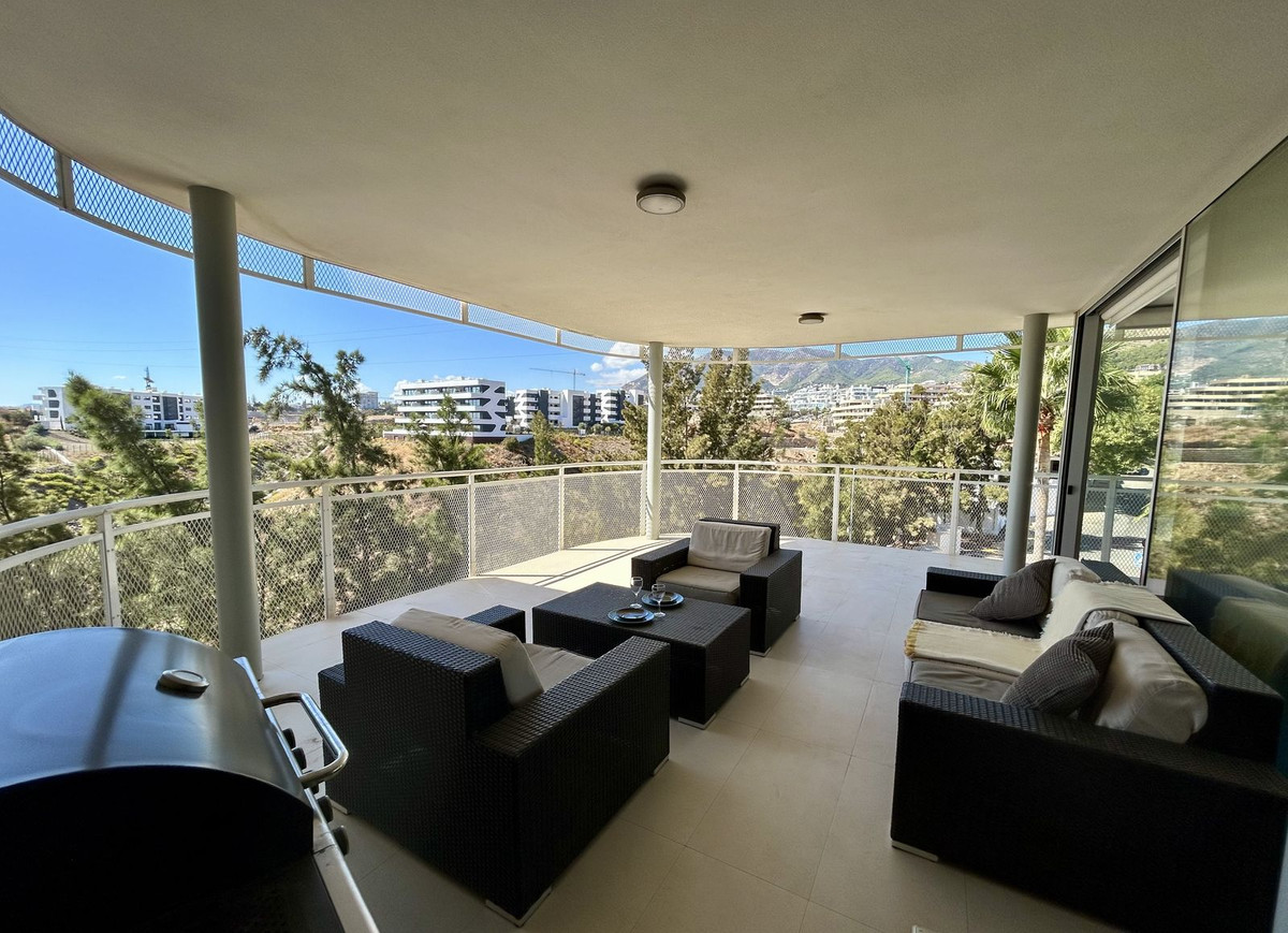 3 Bed Apartment for sale in Fuengirola Costa Del Sol, Málaga, Spain