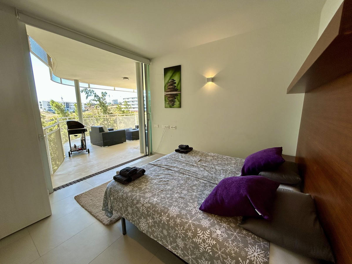 3 Bed Apartment for sale in Fuengirola Costa Del Sol, Málaga, Spain