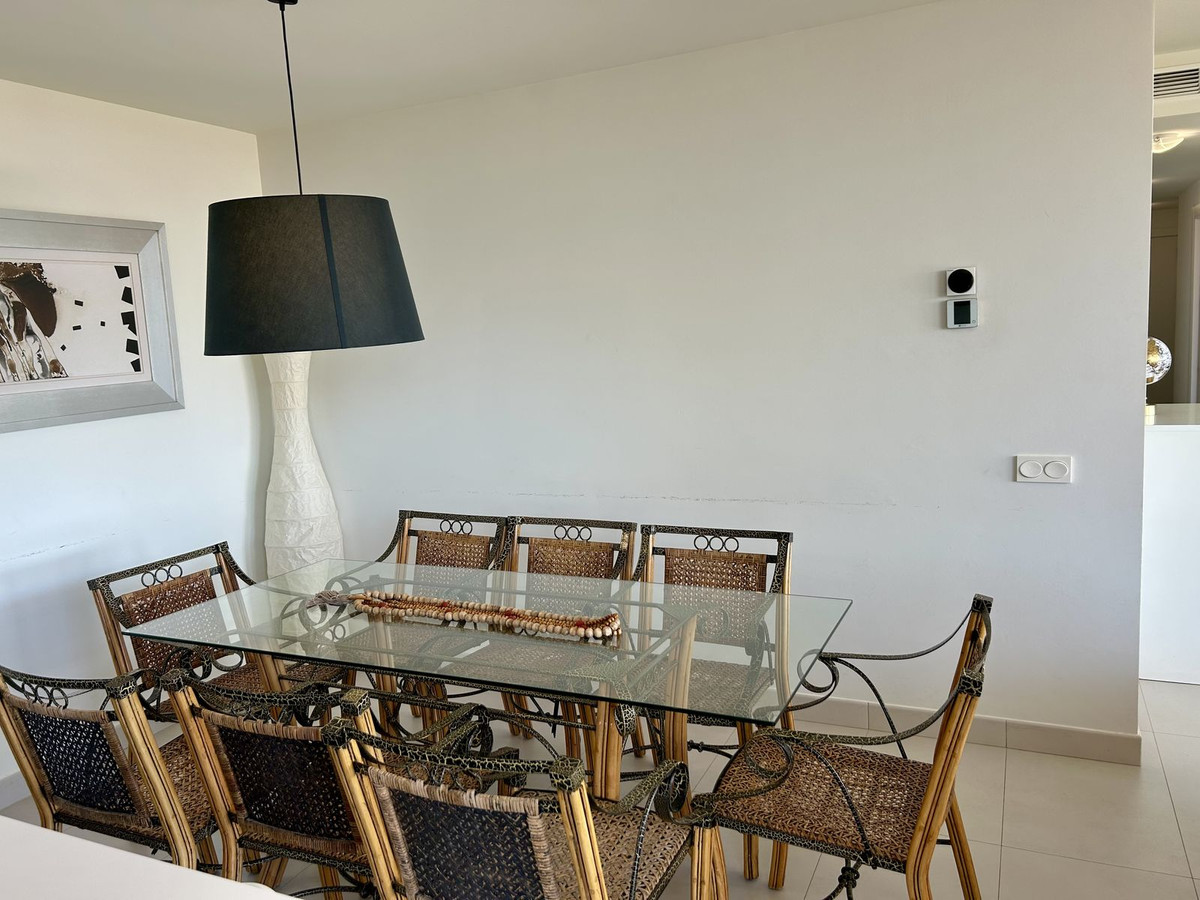 3 Bed Apartment for sale in Fuengirola Costa Del Sol, Málaga, Spain