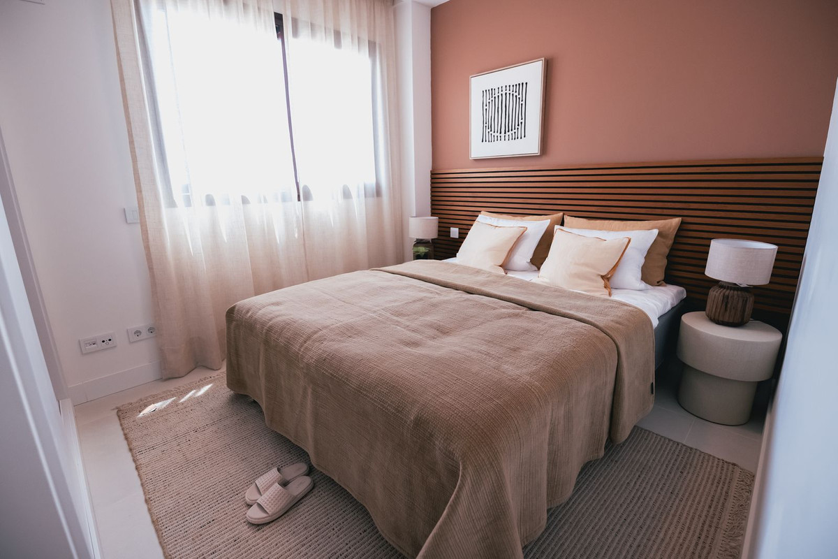2 Bed Apartment for sale in Higueron Costa Del Sol, Málaga, Spain