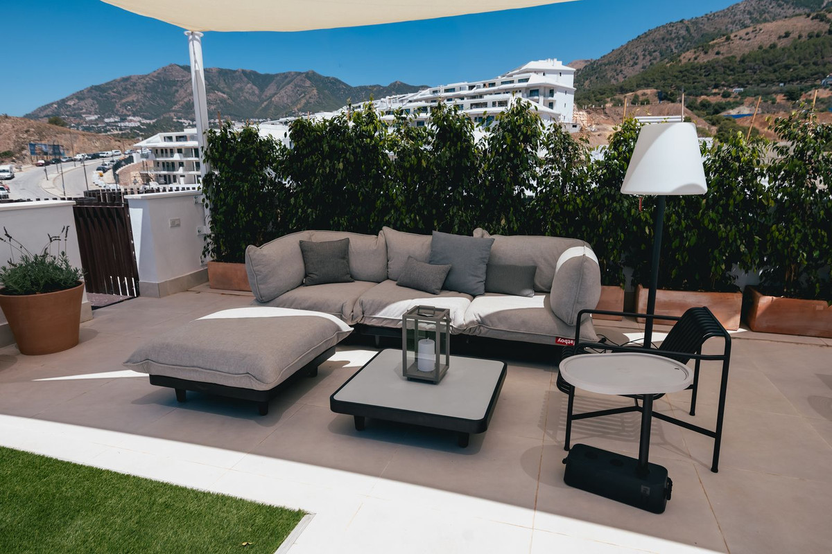 2 Bed Apartment for sale in Higueron Costa Del Sol, Málaga, Spain