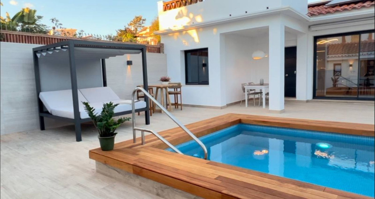 5 Bed Townhouse for sale in Costabella Costa Del Sol, Málaga, Spain