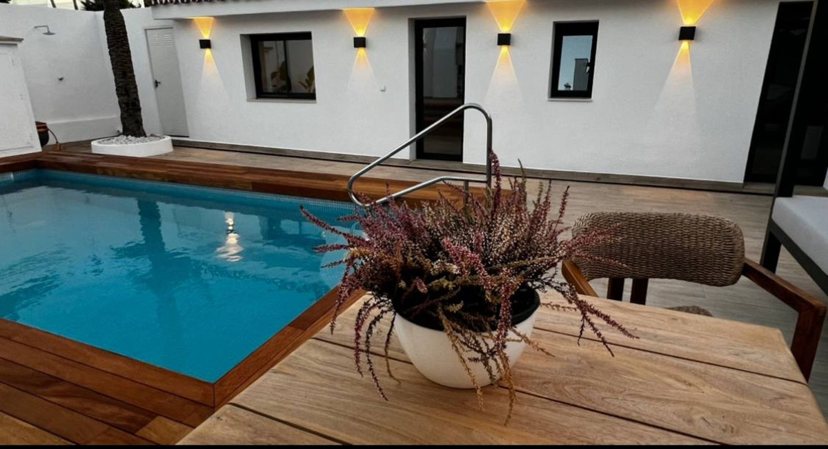 5 Bed Townhouse for sale in Costabella Costa Del Sol, Málaga, Spain