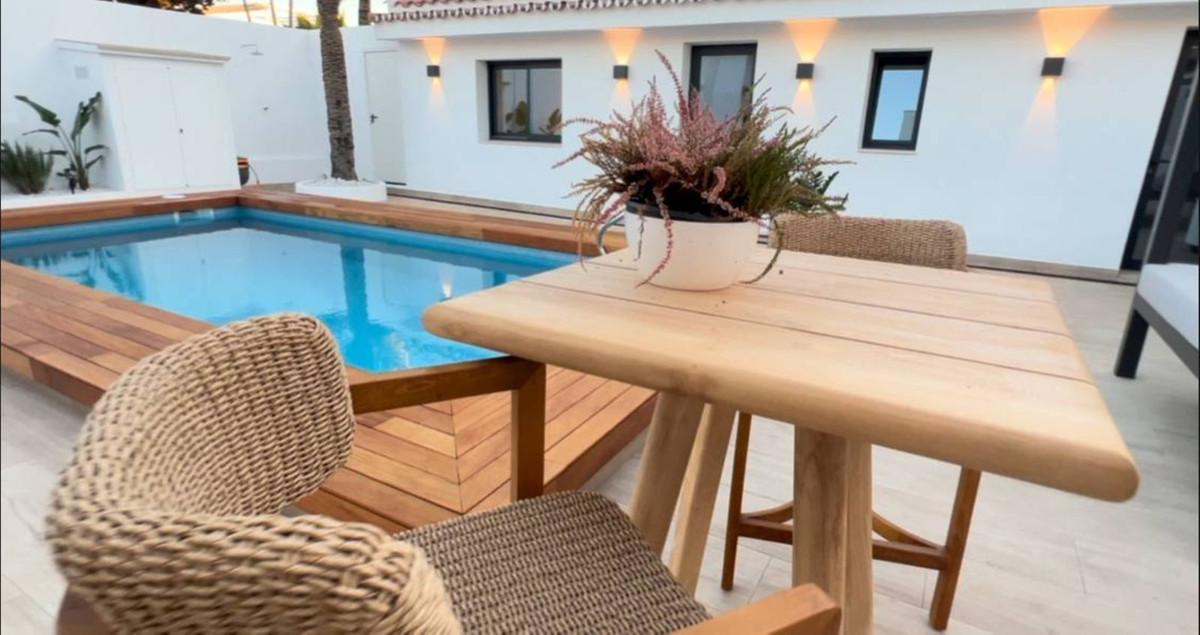 5 Bed Townhouse for sale in Costabella Costa Del Sol, Málaga, Spain