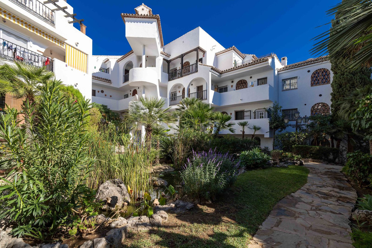 3 Bed Apartment for sale in Campo Mijas Costa Del Sol, Málaga, Spain