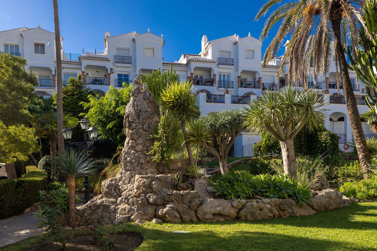 3 Bed Apartment for sale in Campo Mijas Costa Del Sol, Málaga, Spain