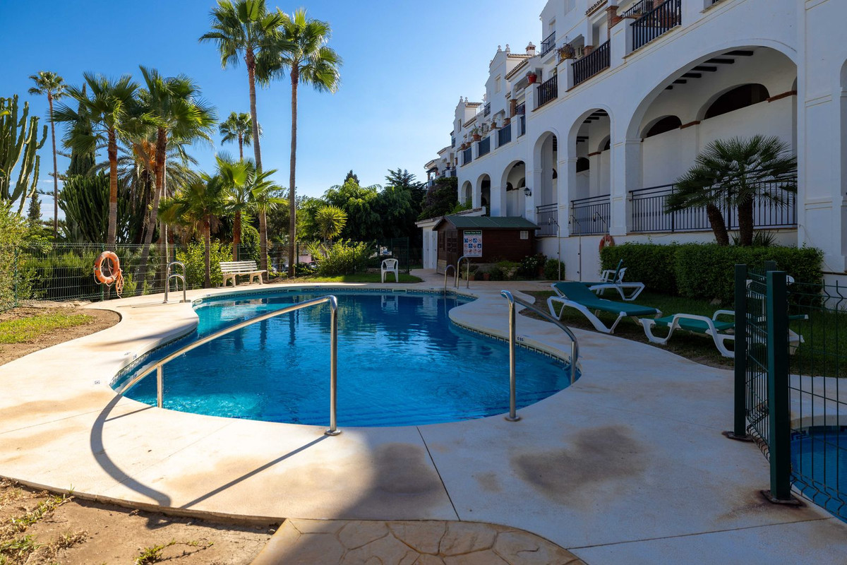 3 Bed Apartment for sale in Campo Mijas Costa Del Sol, Málaga, Spain