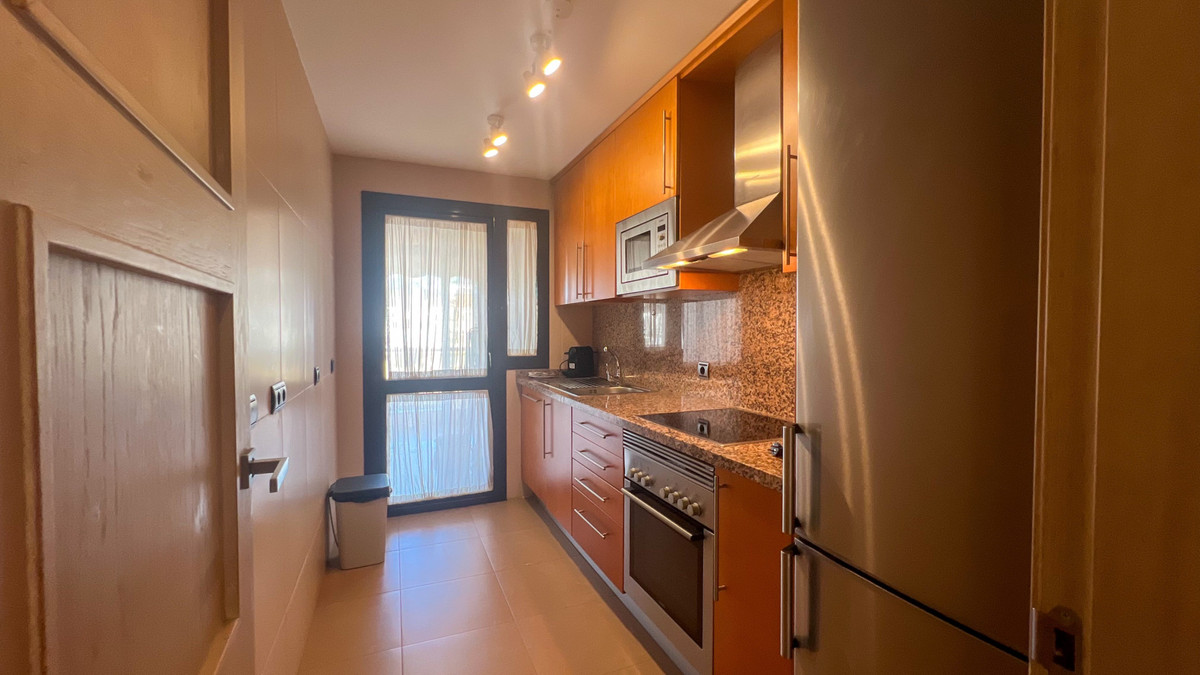 2 Bed Apartment for sale in La Duquesa Costa Del Sol, Málaga, Spain