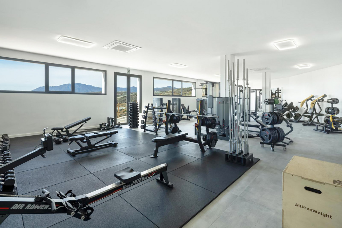 Se vende Apartamento Planta Baja de 3 dormitorios en Costa Del Sol, Málaga, España
