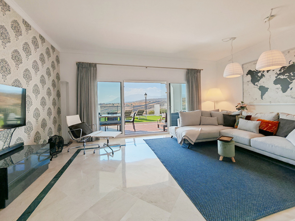 Se vende Apartamento Planta Baja de 3 dormitorios en Costa Del Sol, Málaga, España
