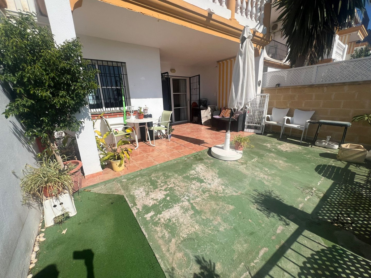 Se vende Apartamento Planta Baja de 2 dormitorios en Costa Del Sol, Málaga, España