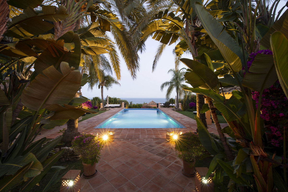 Se vende Villa - Chalet de 3 dormitorios en Costa Del Sol, Málaga, España