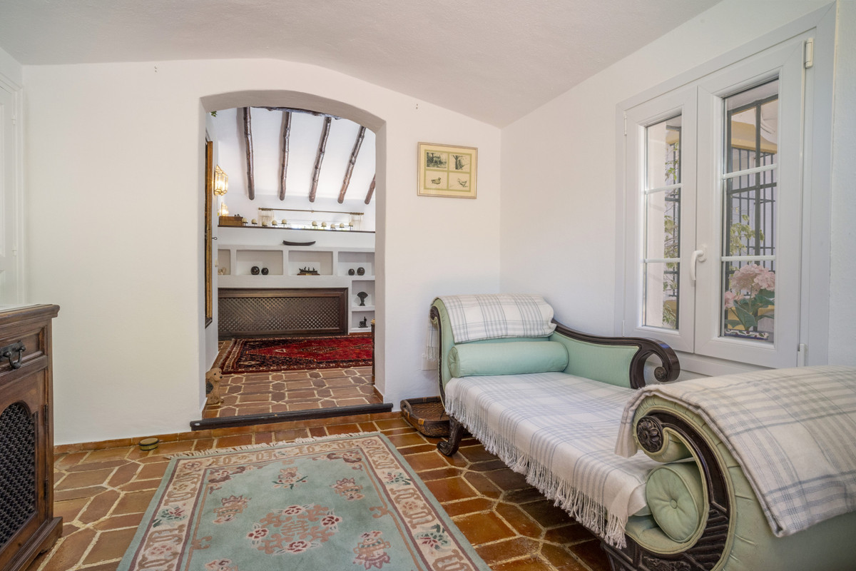 4 Bed Townhouse for sale in Guadalmina Alta Costa Del Sol, Málaga, Spain