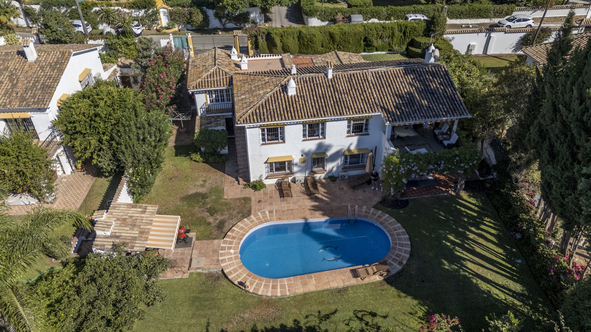 4 Bed Townhouse for sale in Guadalmina Alta Costa Del Sol, Málaga, Spain