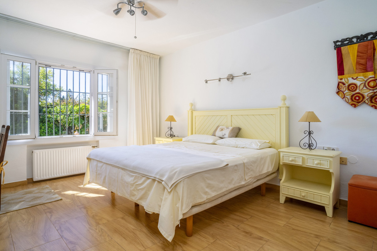 4 Bed Townhouse for sale in Guadalmina Alta Costa Del Sol, Málaga, Spain