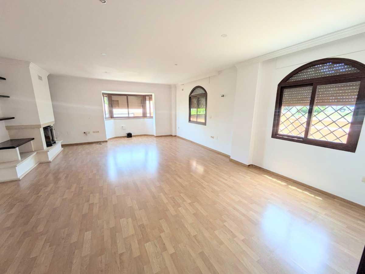 3 Bed Townhouse for sale in Benalmadena Costa Del Sol, Málaga, Spain