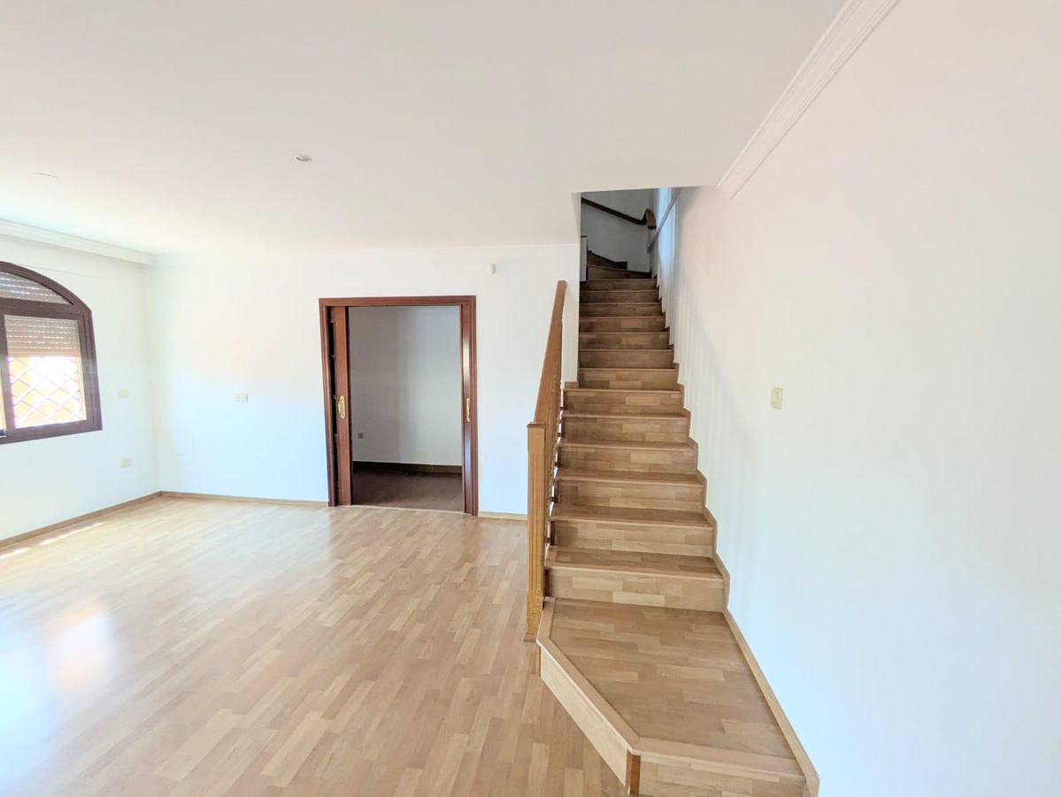 3 Bed Townhouse for sale in Benalmadena Costa Del Sol, Málaga, Spain