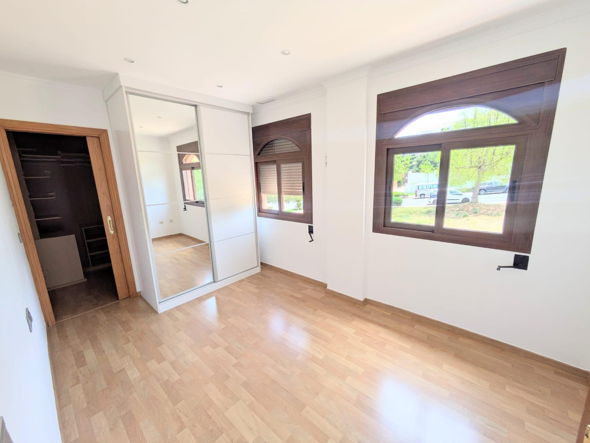 3 Bed Townhouse for sale in Benalmadena Costa Del Sol, Málaga, Spain