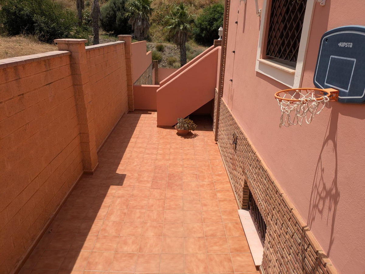 3 Bed Townhouse for sale in Benalmadena Costa Del Sol, Málaga, Spain
