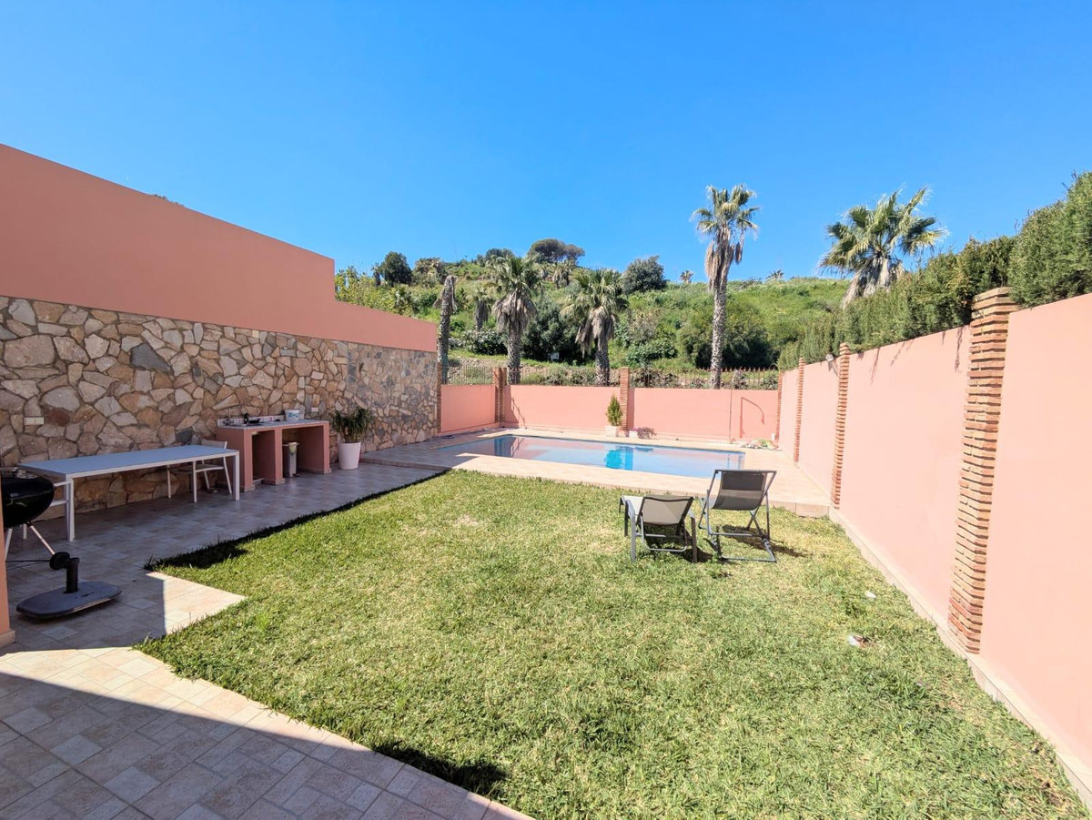 3 Bed Townhouse for sale in Benalmadena Costa Del Sol, Málaga, Spain