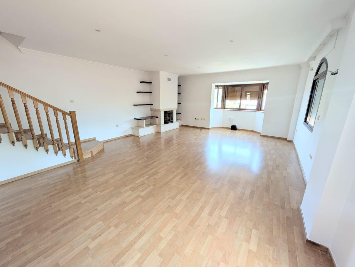 3 Bed Townhouse for sale in Benalmadena Costa Del Sol, Málaga, Spain