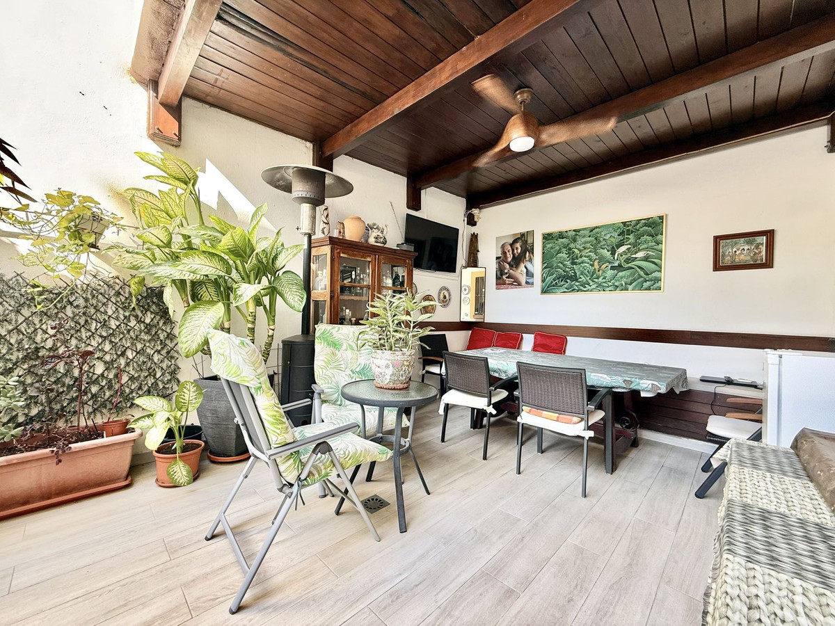 4 Bed Townhouse for sale in Estepona Costa Del Sol, Málaga, Spain