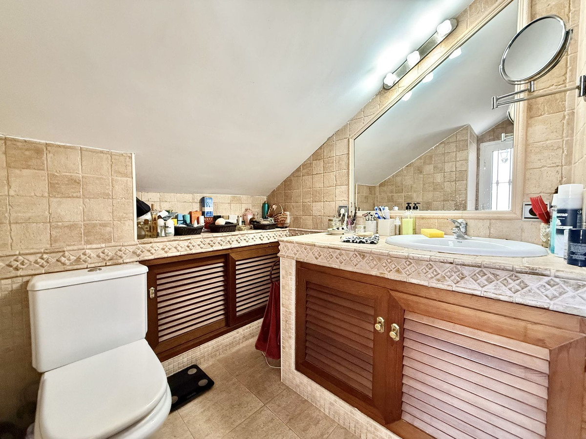 4 Bed Townhouse for sale in Estepona Costa Del Sol, Málaga, Spain