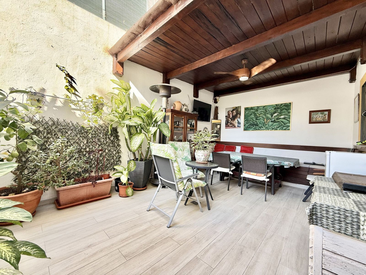 4 Bed Townhouse for sale in Estepona Costa Del Sol, Málaga, Spain
