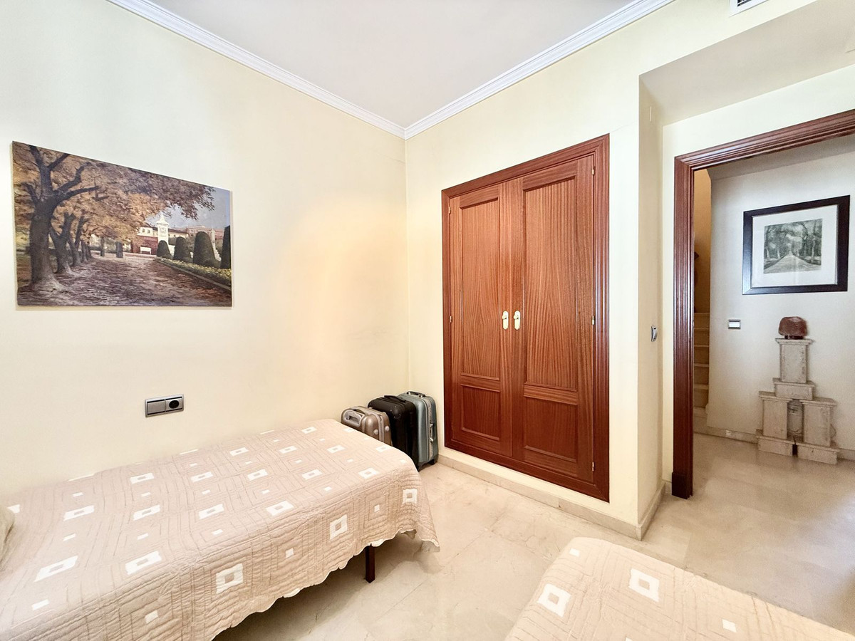 4 Bed Townhouse for sale in Estepona Costa Del Sol, Málaga, Spain