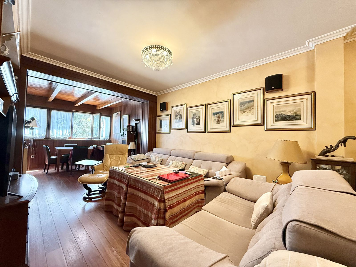 4 Bed Townhouse for sale in Estepona Costa Del Sol, Málaga, Spain