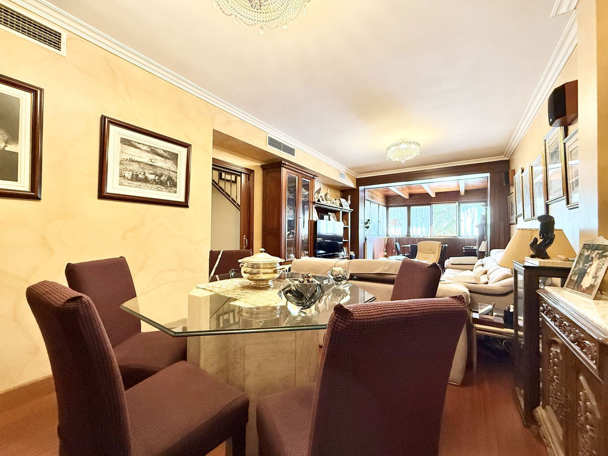4 Bed Townhouse for sale in Estepona Costa Del Sol, Málaga, Spain