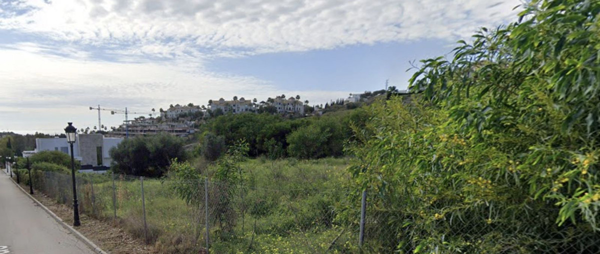 Plots for sale in Benahavís Costa Del Sol, Málaga, Spain