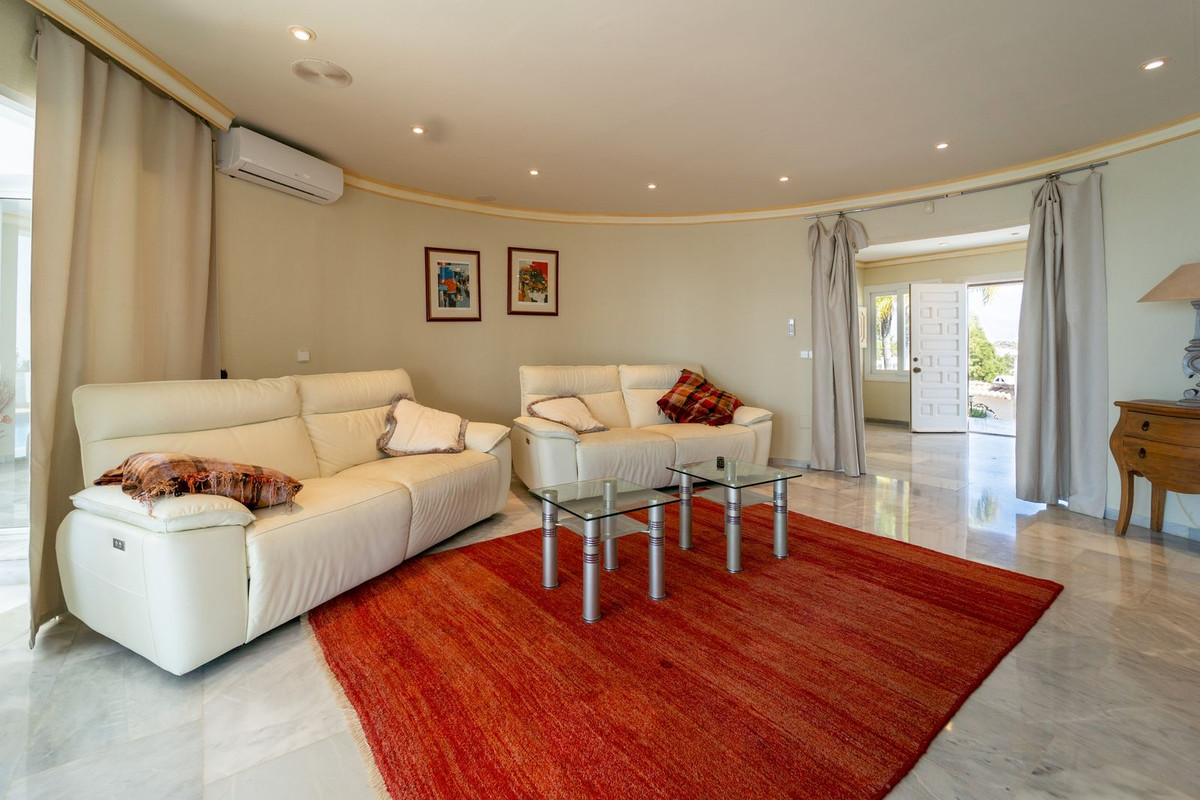 5 Bed Townhouse for sale in Mijas Costa Costa Del Sol, Málaga, Spain