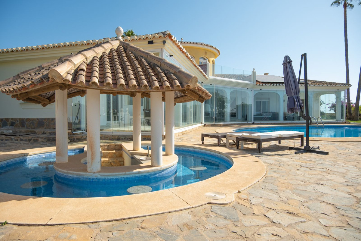 5 Bed Townhouse for sale in Mijas Costa Costa Del Sol, Málaga, Spain