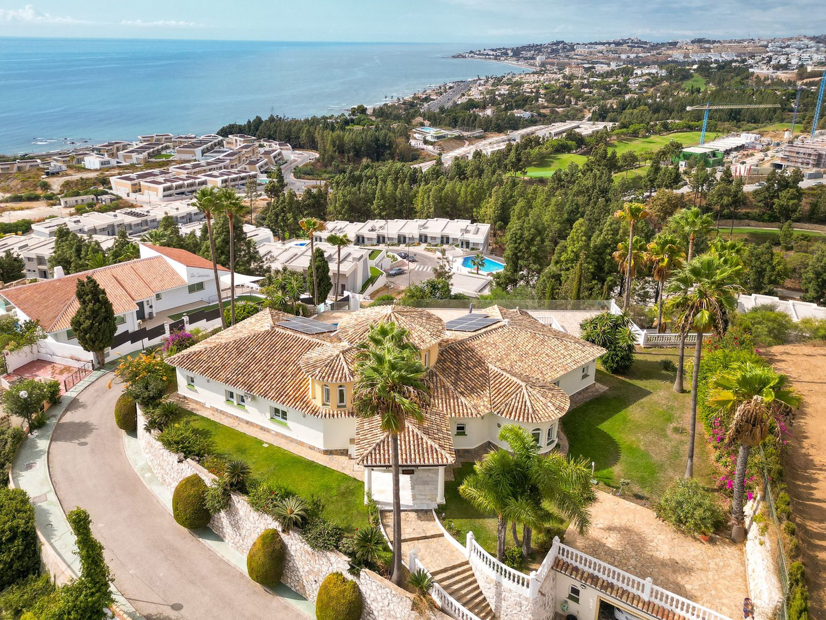 5 Bed Townhouse for sale in Mijas Costa Costa Del Sol, Málaga, Spain