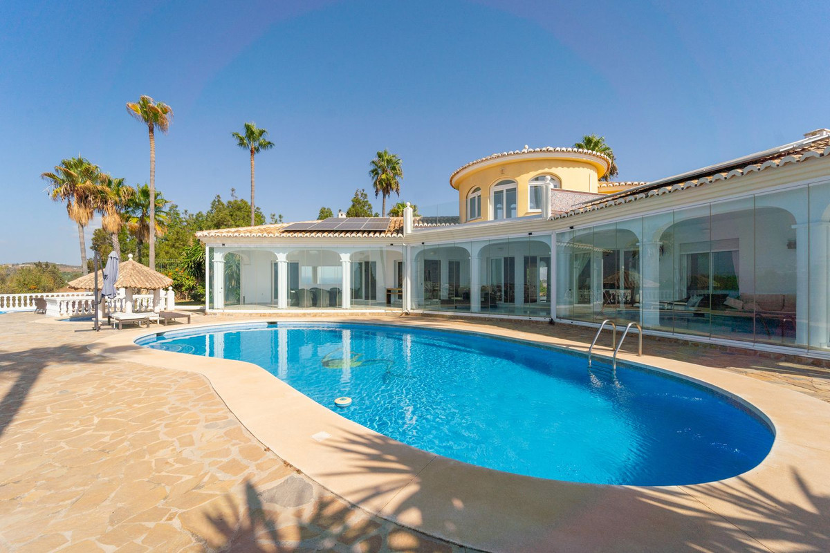5 Bed Townhouse for sale in Mijas Costa Costa Del Sol, Málaga, Spain
