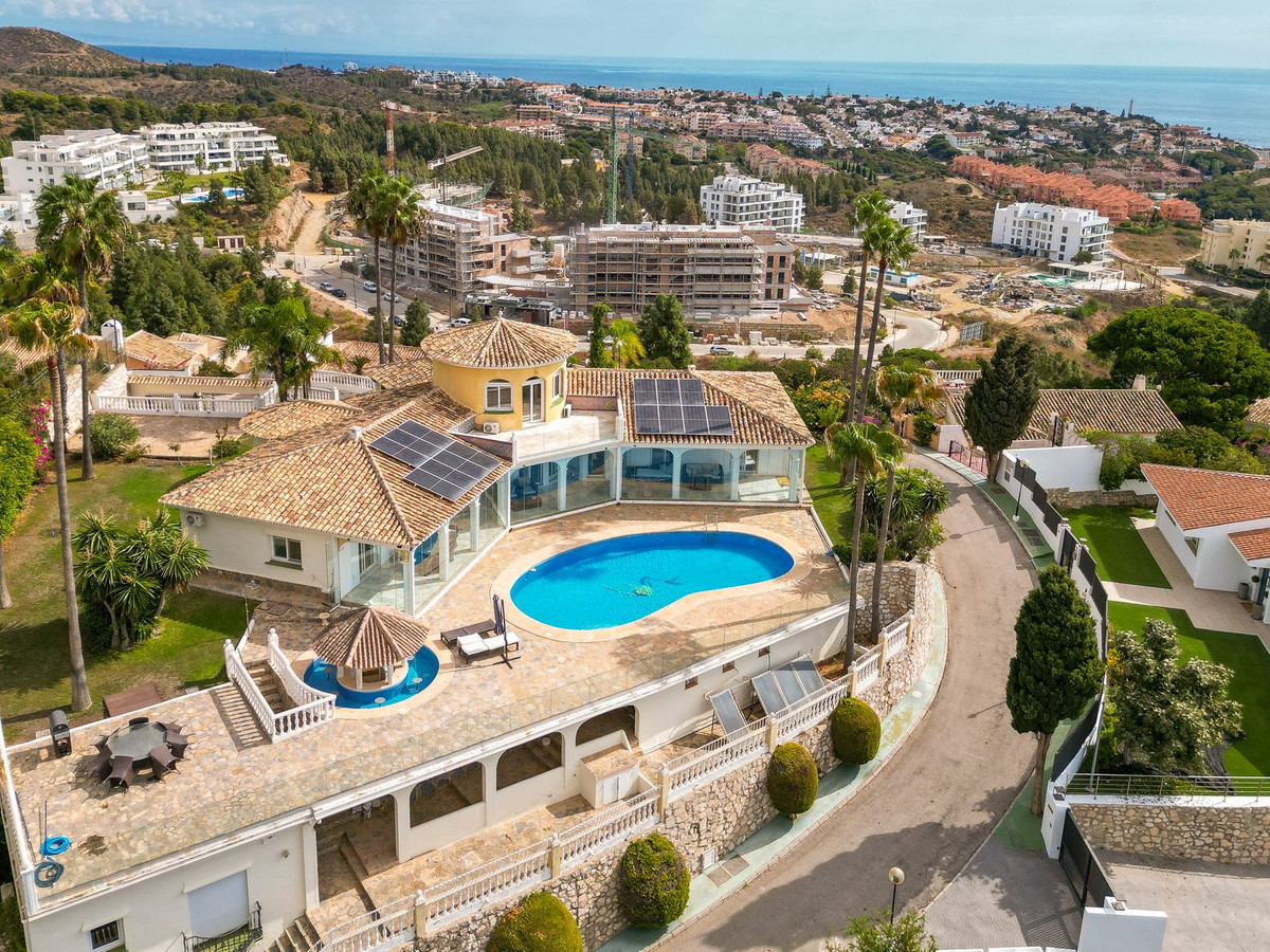 5 Bed Townhouse for sale in Mijas Costa Costa Del Sol, Málaga, Spain