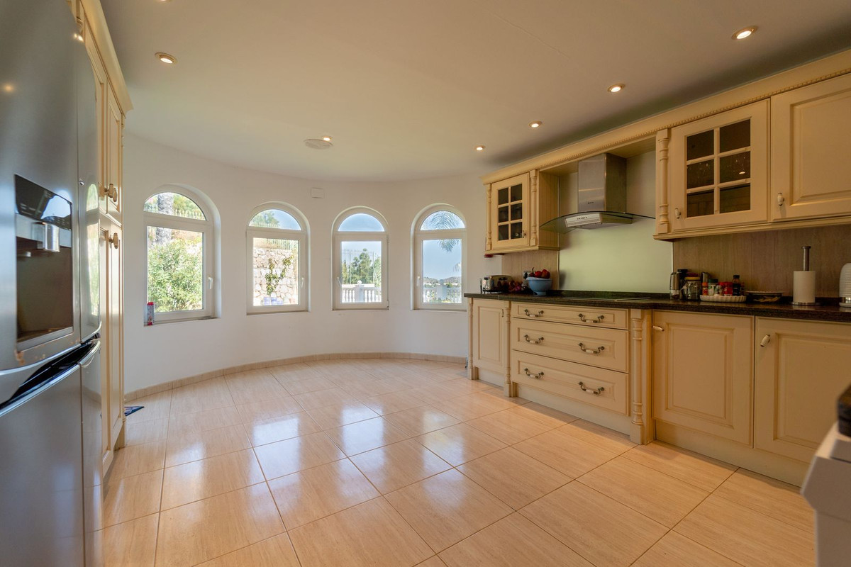 5 Bed Townhouse for sale in Mijas Costa Costa Del Sol, Málaga, Spain