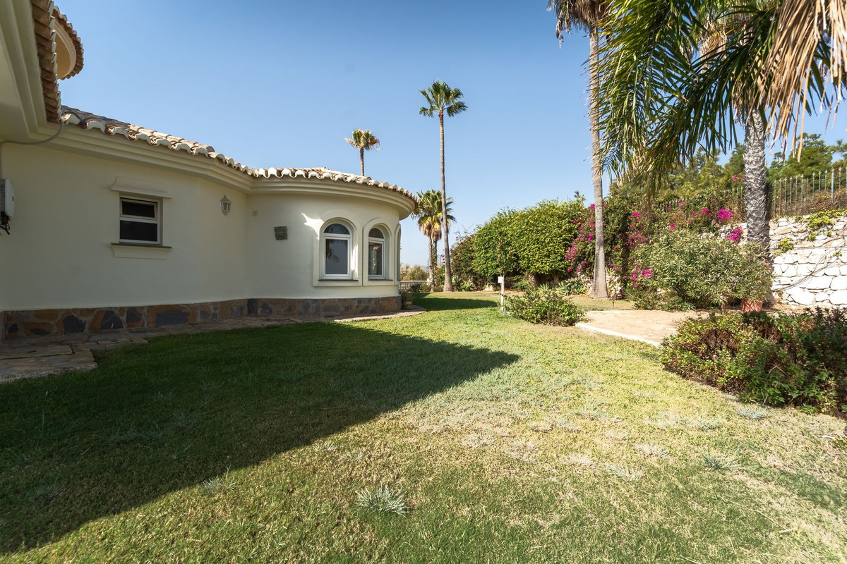 5 Bed Townhouse for sale in Mijas Costa Costa Del Sol, Málaga, Spain