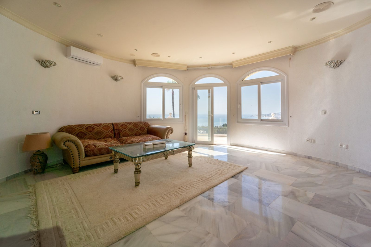 5 Bed Townhouse for sale in Mijas Costa Costa Del Sol, Málaga, Spain