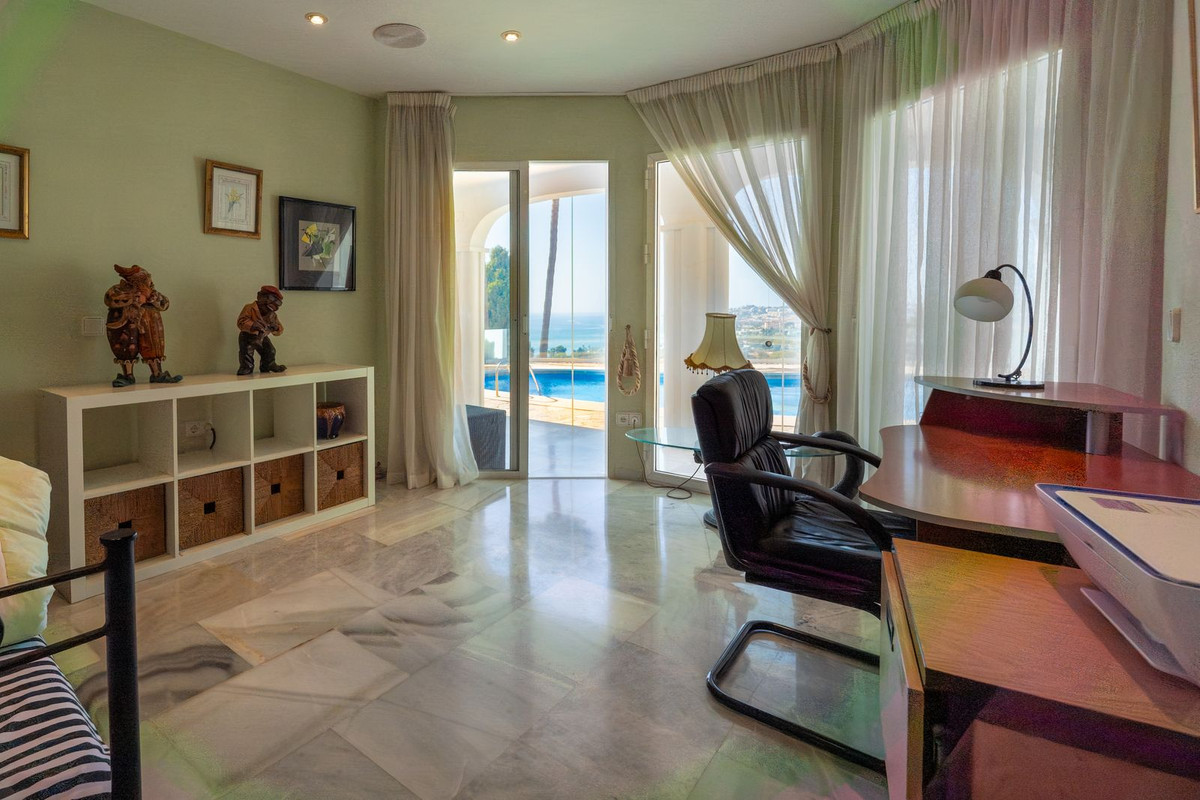 5 Bed Townhouse for sale in Mijas Costa Costa Del Sol, Málaga, Spain